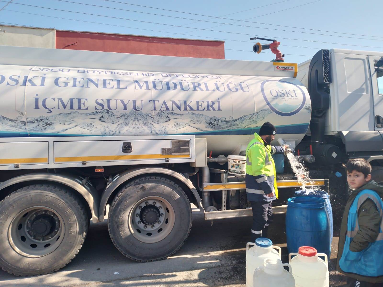 AFET BÖLGESİNE OSKİ MÜDAHALESİ